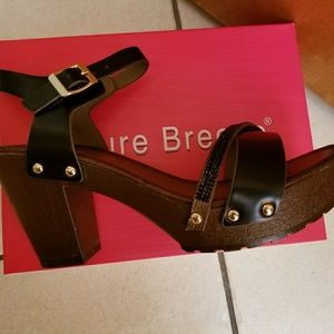 Beautiful Brand New Women Black Sandals All Sizes